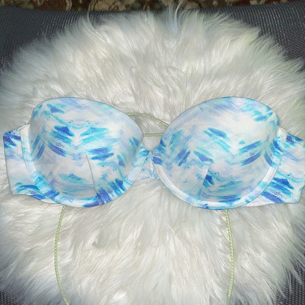 Victoria’s Secret strapless push-up swim top. Size 36 B, tie back. Multi-blue
